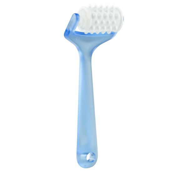 Imagen de CEPILLO FACIAL MANGO PLASTICO 6438