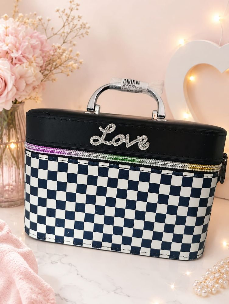 Imagen de PORTA COSMETICO DISEÑO A CUADRO LOVE 3713-M